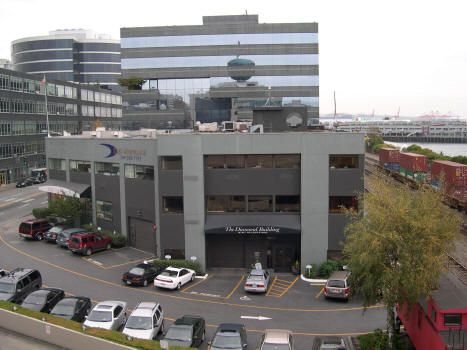 THE DIAMOND BUILDING: 3161 Elliott Ave, Seattle, WA 98121